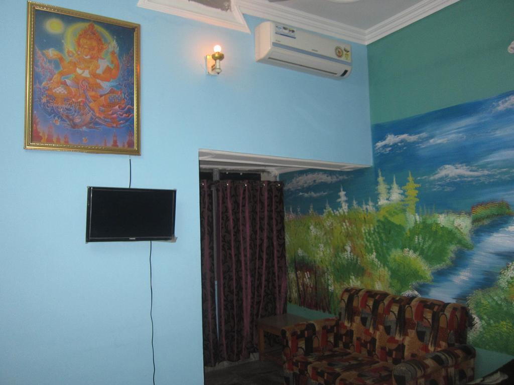 Anukul Guest House Bodh Gaya Ngoại thất bức ảnh