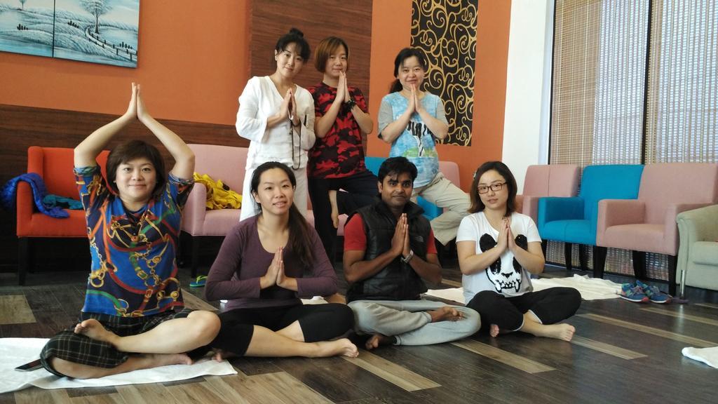 Anukul Guest House Bodh Gaya Ngoại thất bức ảnh