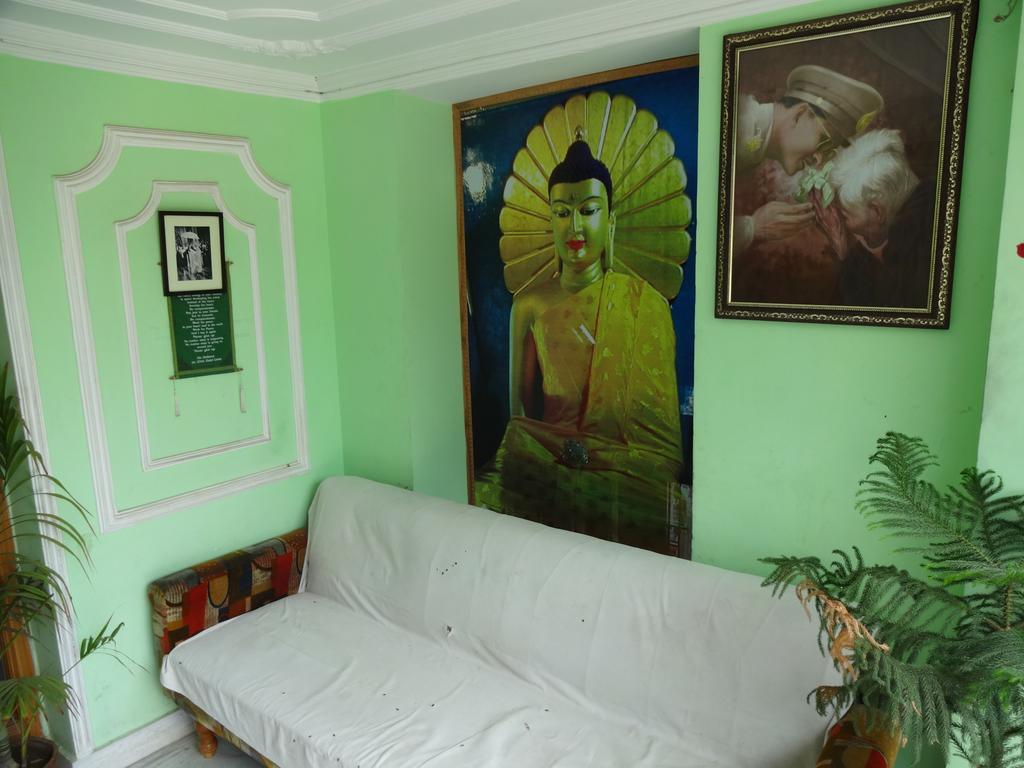 Anukul Guest House Bodh Gaya Ngoại thất bức ảnh