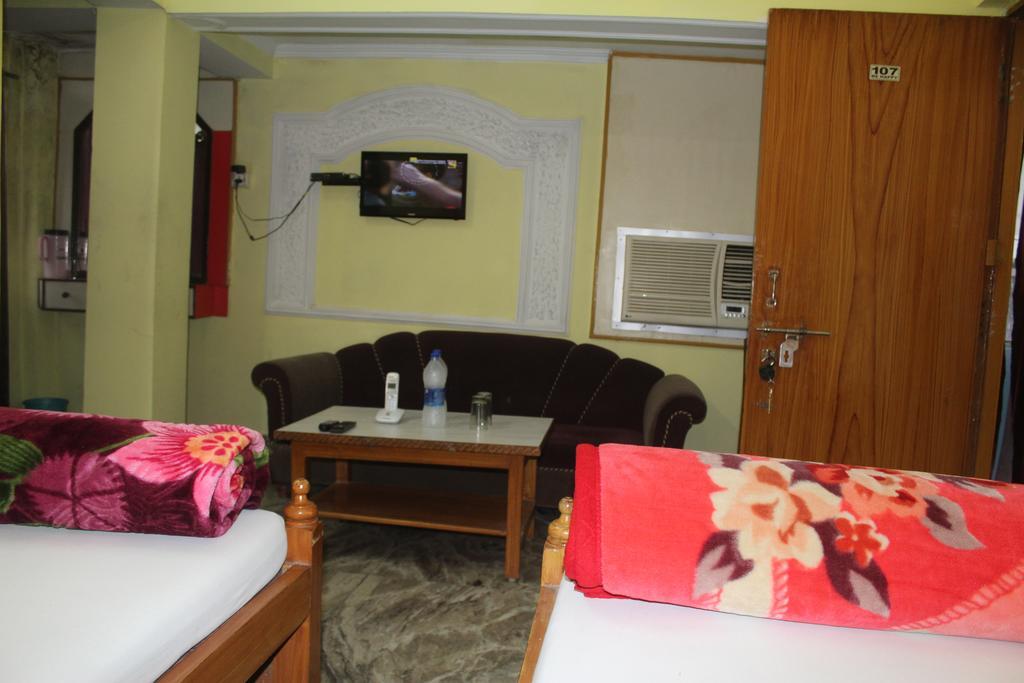 Anukul Guest House Bodh Gaya Ngoại thất bức ảnh